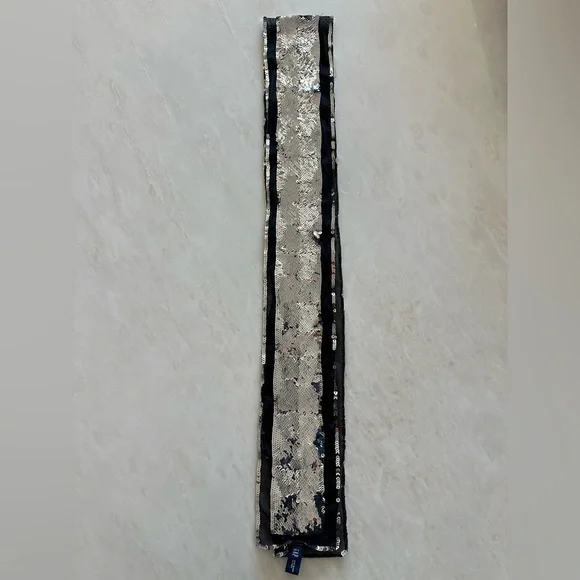 New without tags ~Vtg GAP Black and Silver Sequin Scarf - Picture 4 of 12